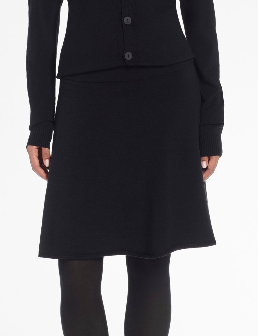 Sarah Pacini Merino knit skirt – seamless