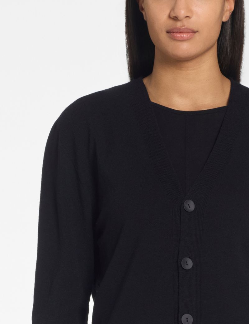 Sarah Pacini Merino GenderCOOL cardigan – seamless