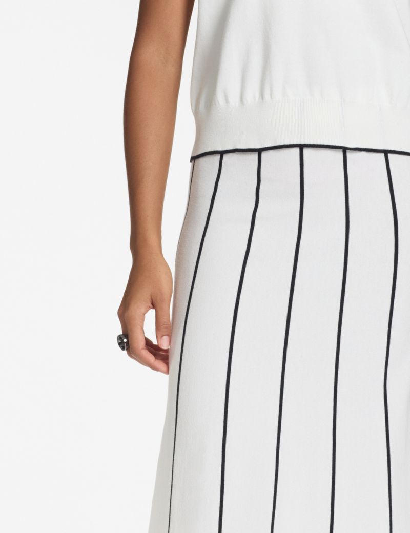 Sarah Pacini Long knit skirt – contrast lines