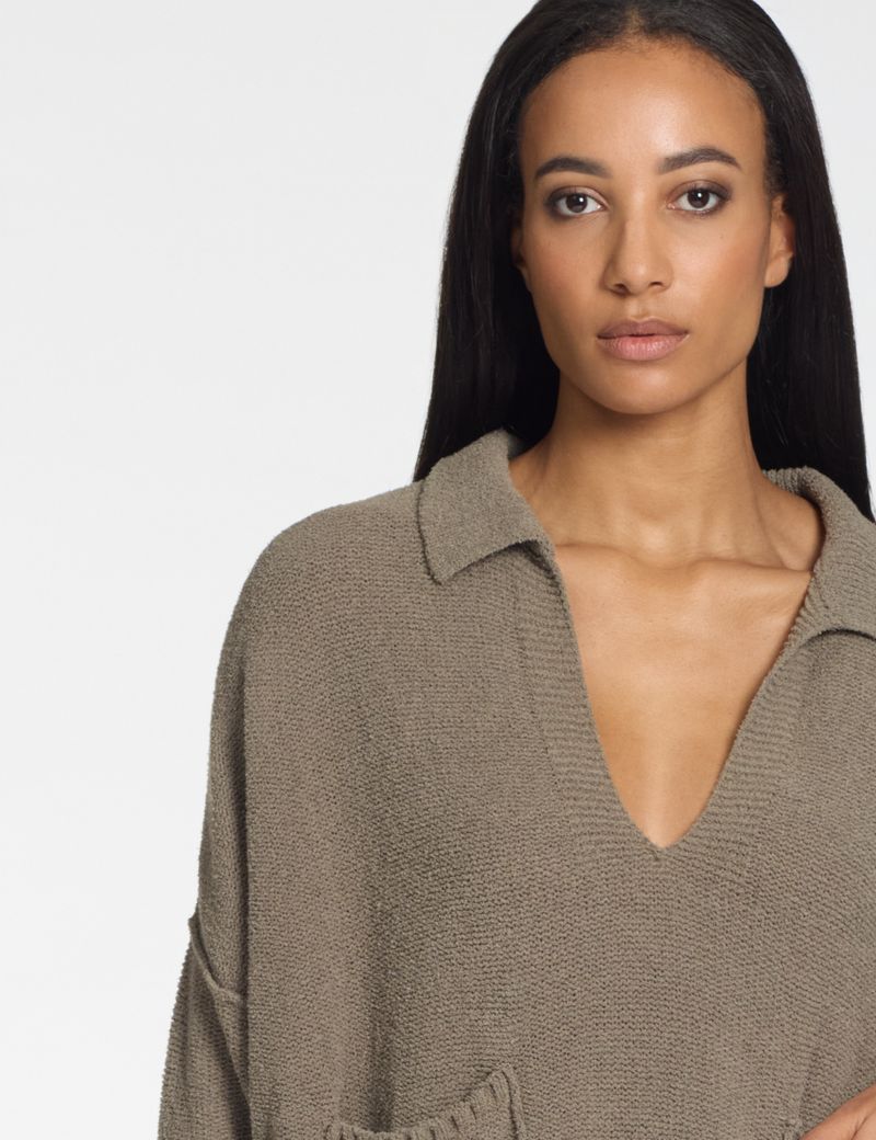 Sarah Pacini Oversized pocketed sweater – terry texture