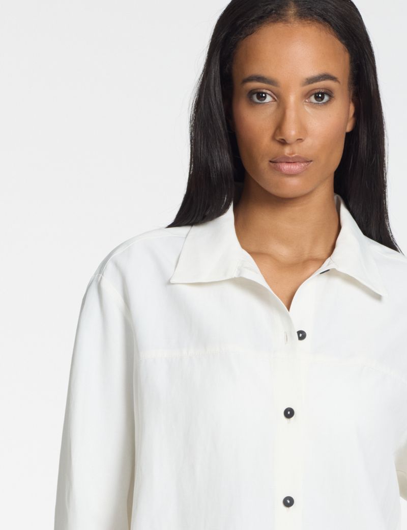 Sarah Pacini Linen shirt – clean lines