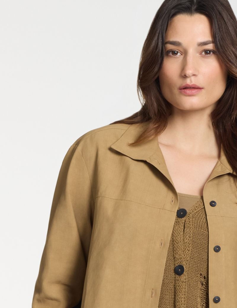 Sarah Pacini Linen shirt – clean lines