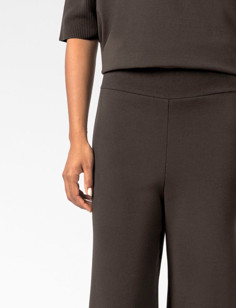 Sarah Pacini KNIT PANTS – STRUCTURED STRETCH VISCOSE