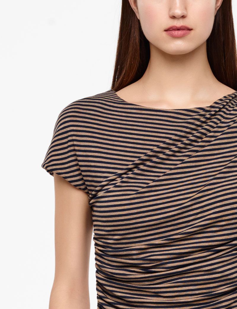 Sarah Pacini TOP - GEFRONSTE DETAILS