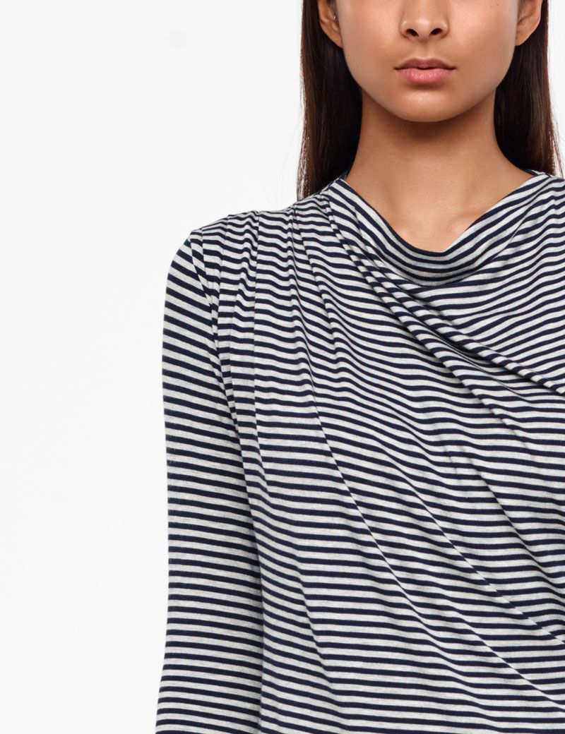 Sarah Pacini TOP - GATHERED DETAILS