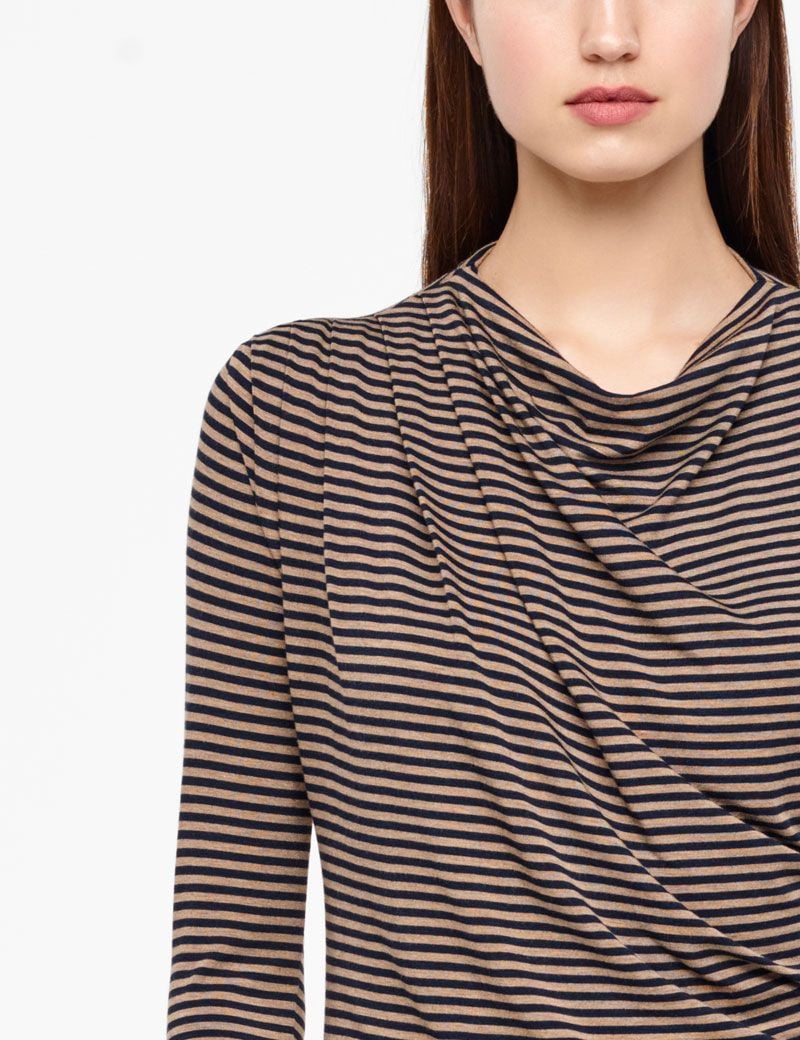 Sarah Pacini TOP - GATHERED DETAILS