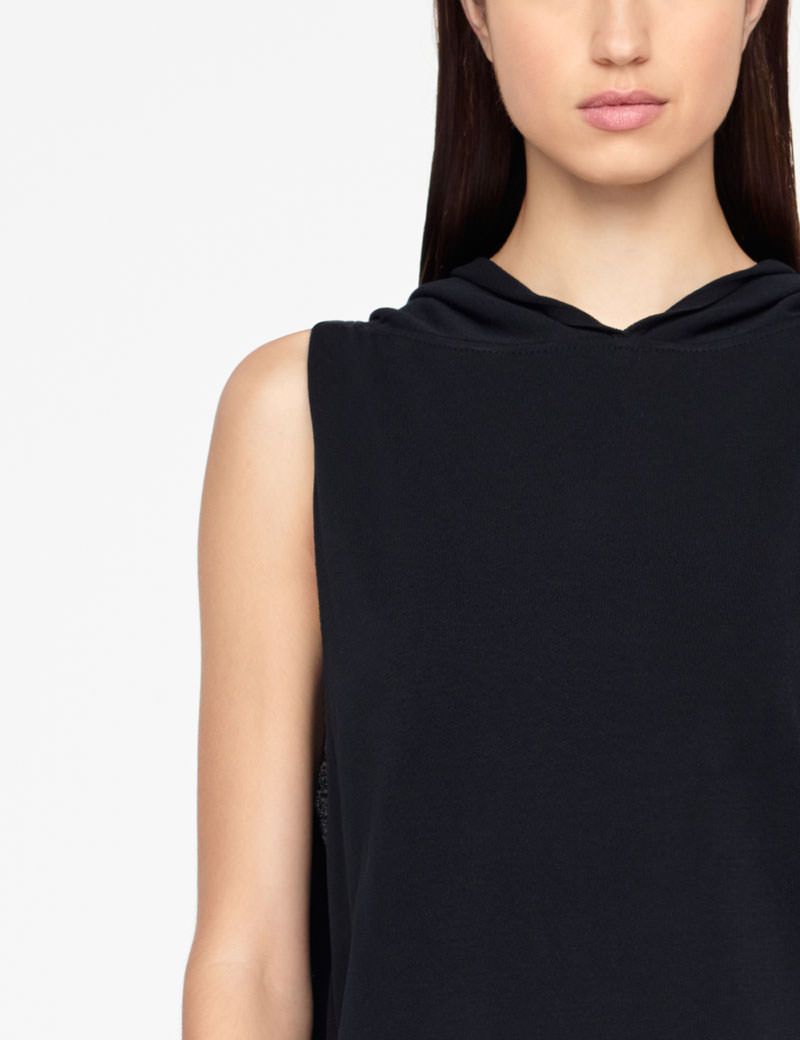 Sarah Pacini PULL STYLE URBAIN - CAPUCHE
