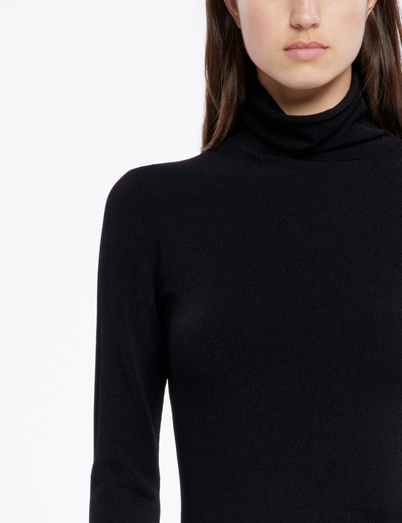 Sarah Pacini Light sweater - mock neck