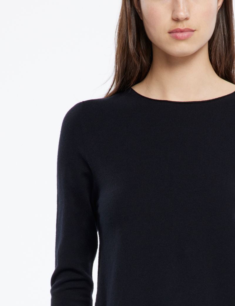 Sarah Pacini Pull - Free Time
