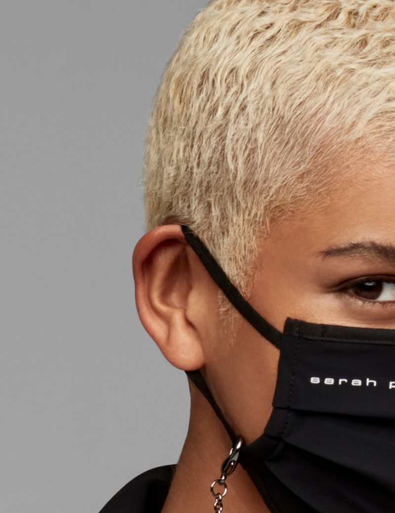 Sarah Pacini Sarah Pacini Masker
