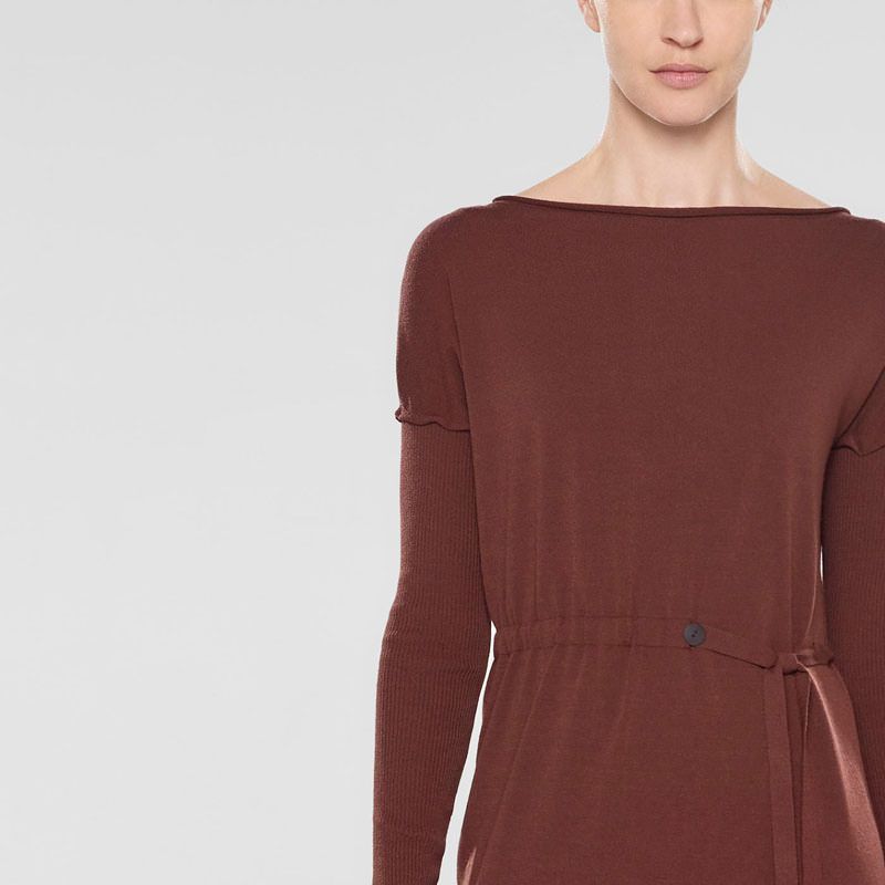 Sarah Pacini Langer sweater mit weichem gürtel