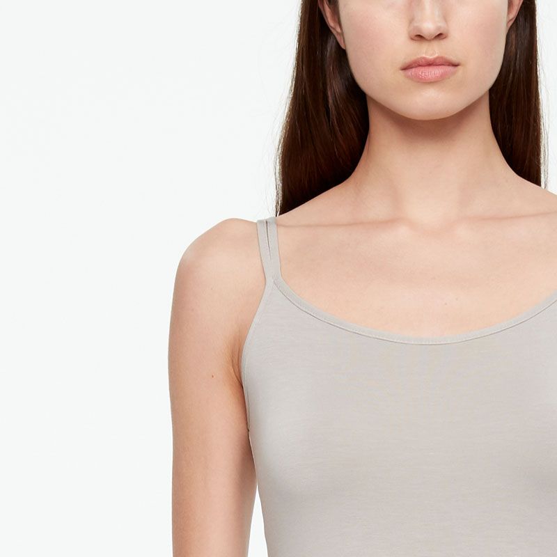 Sarah Pacini TOP - NEELAH