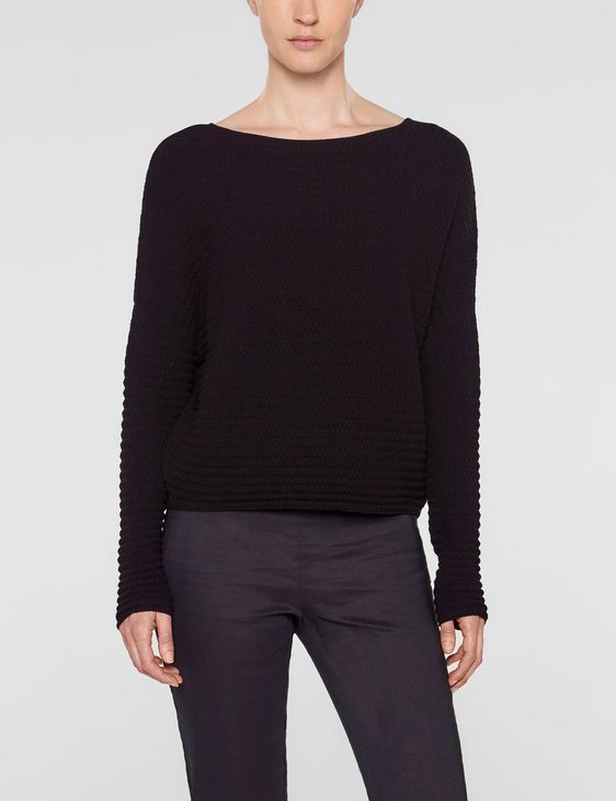 Sarah Pacini Kurzer, locker geschnittener sweater