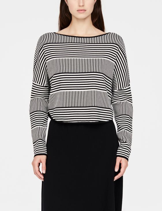 Sarah Pacini Pull court - lignes