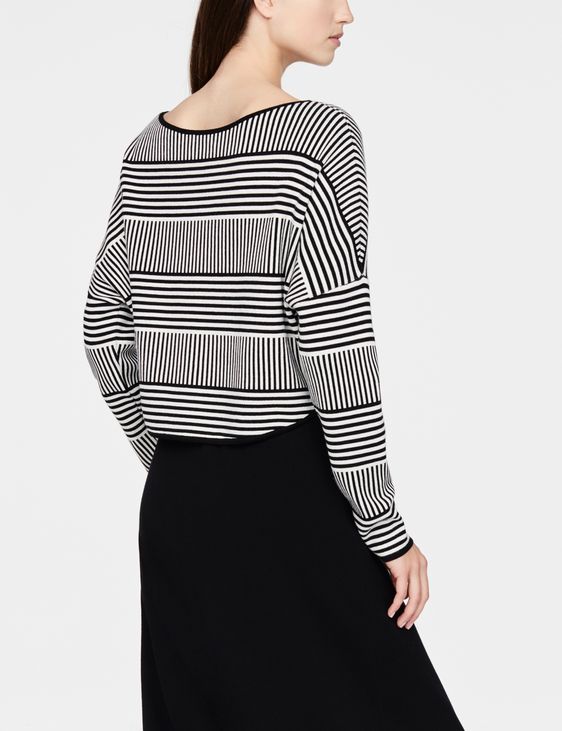 Sarah Pacini Pull court - lignes