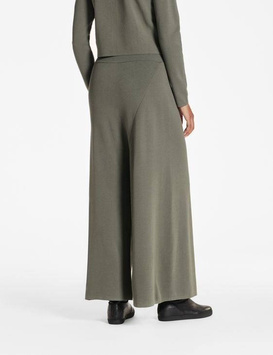 Sarah Pacini Gebreide broek – geknipt en genaaid