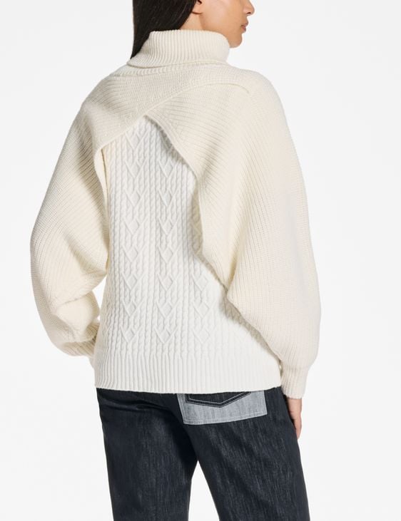 Sarah Pacini Poncho – maille côtelée
