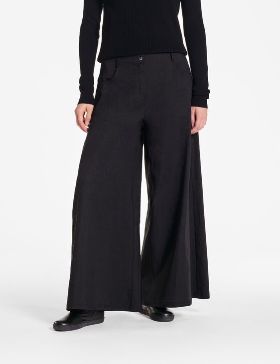 Sarah Pacini Hose aus Stretch-Leinen – ausgestellt
