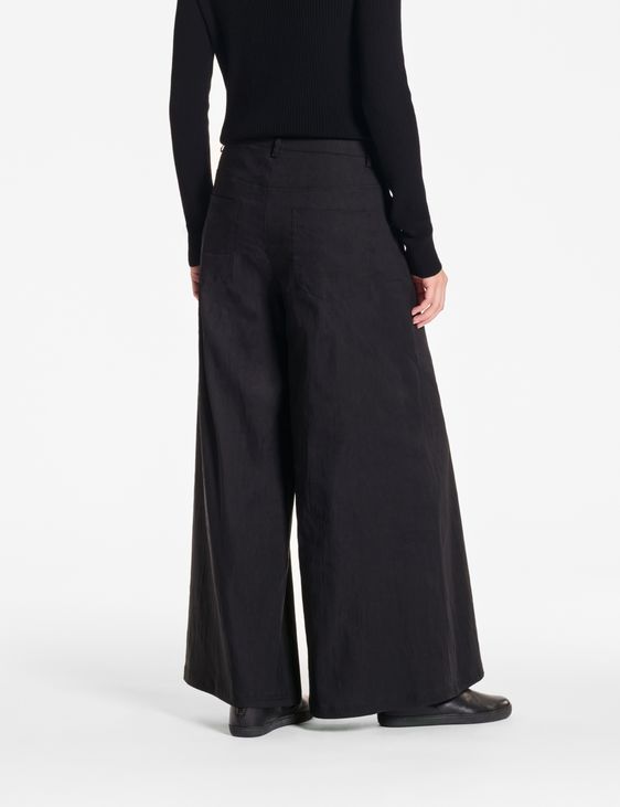 Sarah Pacini Hose aus Stretch-Leinen – ausgestellt