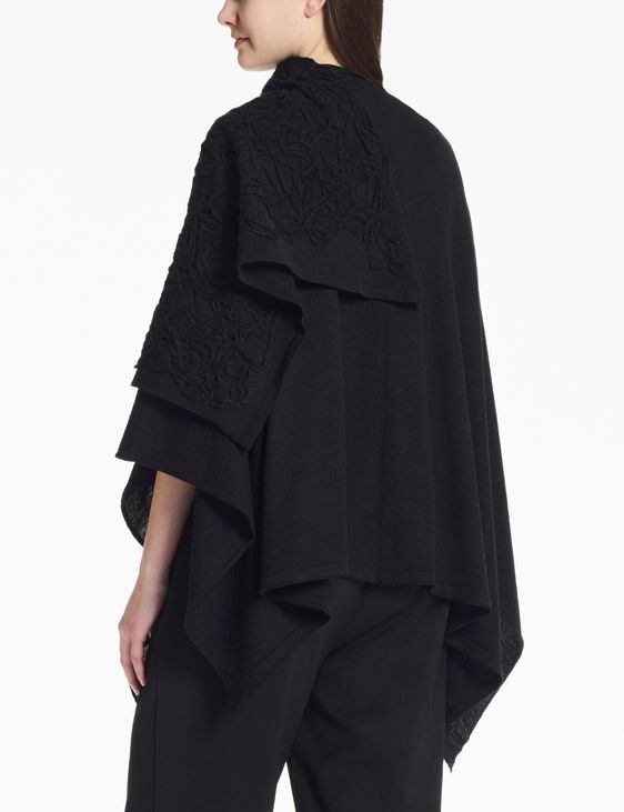 Sarah Pacini Poncho brodé – nouvelles vibrations