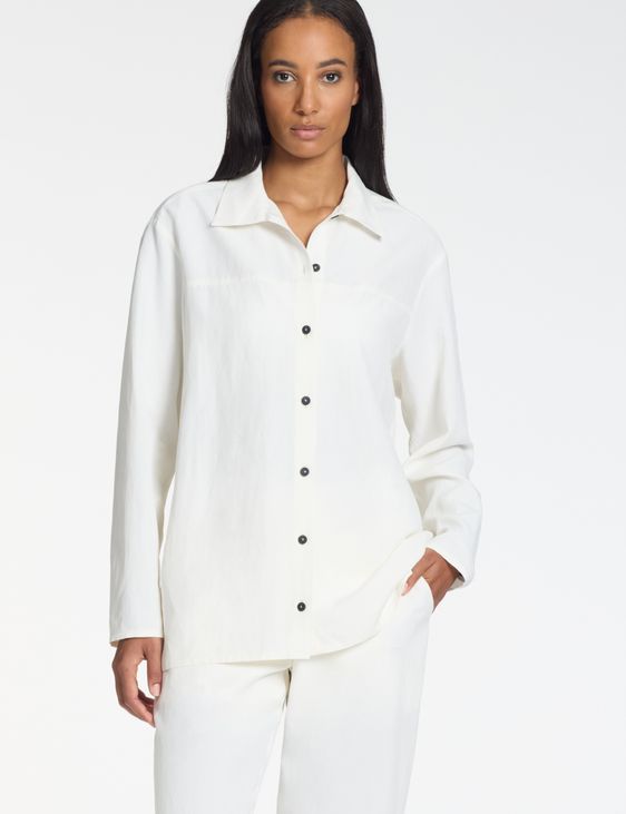 Sarah Pacini Linen shirt – clean lines