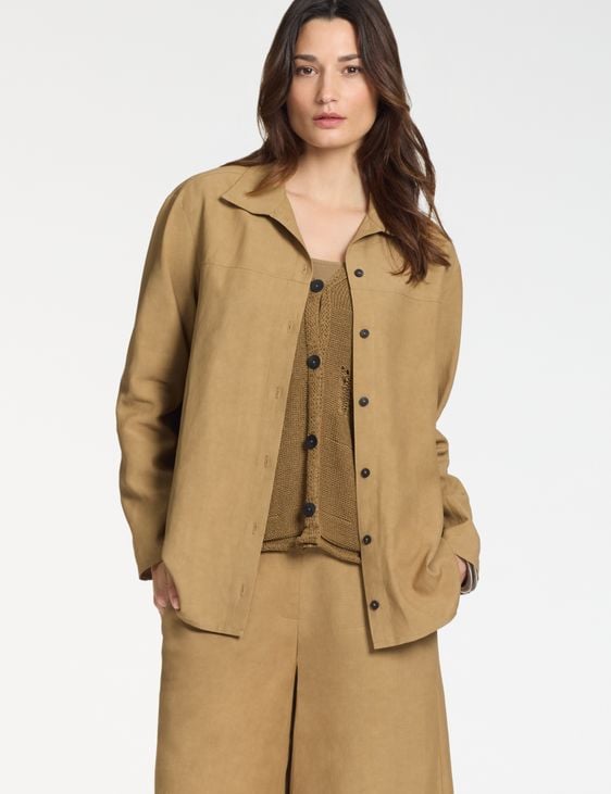Sarah Pacini Linen shirt – clean lines