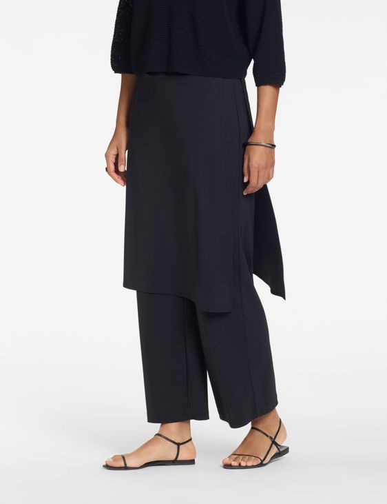 Sarah Pacini Hose – asymmetrischer Einsatz