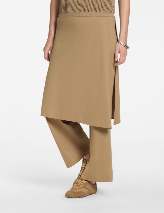 Sarah Pacini Pants – asymmetrical panel
