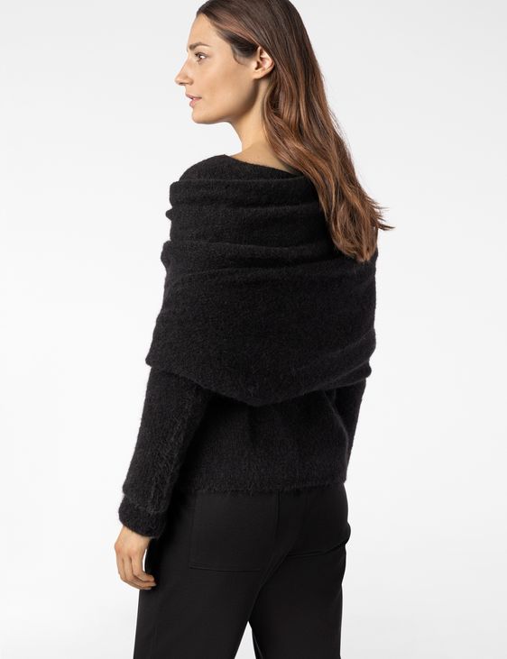 Sarah Pacini SLEEVED SCARF – SEAMLESS MOHAIR