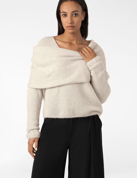 Sarah Pacini SJAAL MET MOUWEN – NAADLOZE MOHAIR