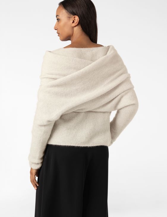 Sarah Pacini SJAAL MET MOUWEN – NAADLOZE MOHAIR