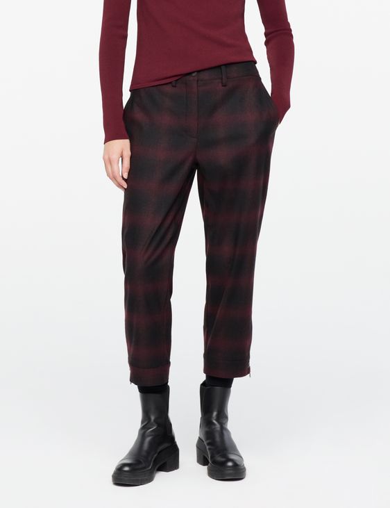 Raspberry cropped pants checkered by Sarah Pacini