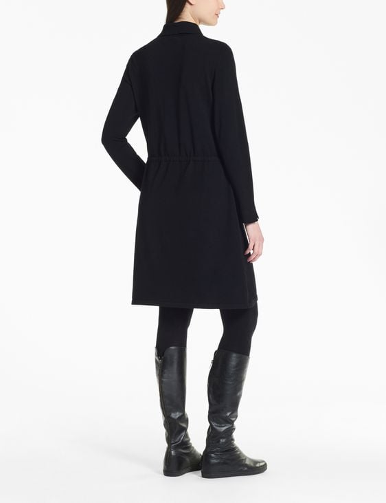 Robe Trapèze Noire Sarah Pacini Taille 34 – Élégante, Col Bateau, Pli Poitrine