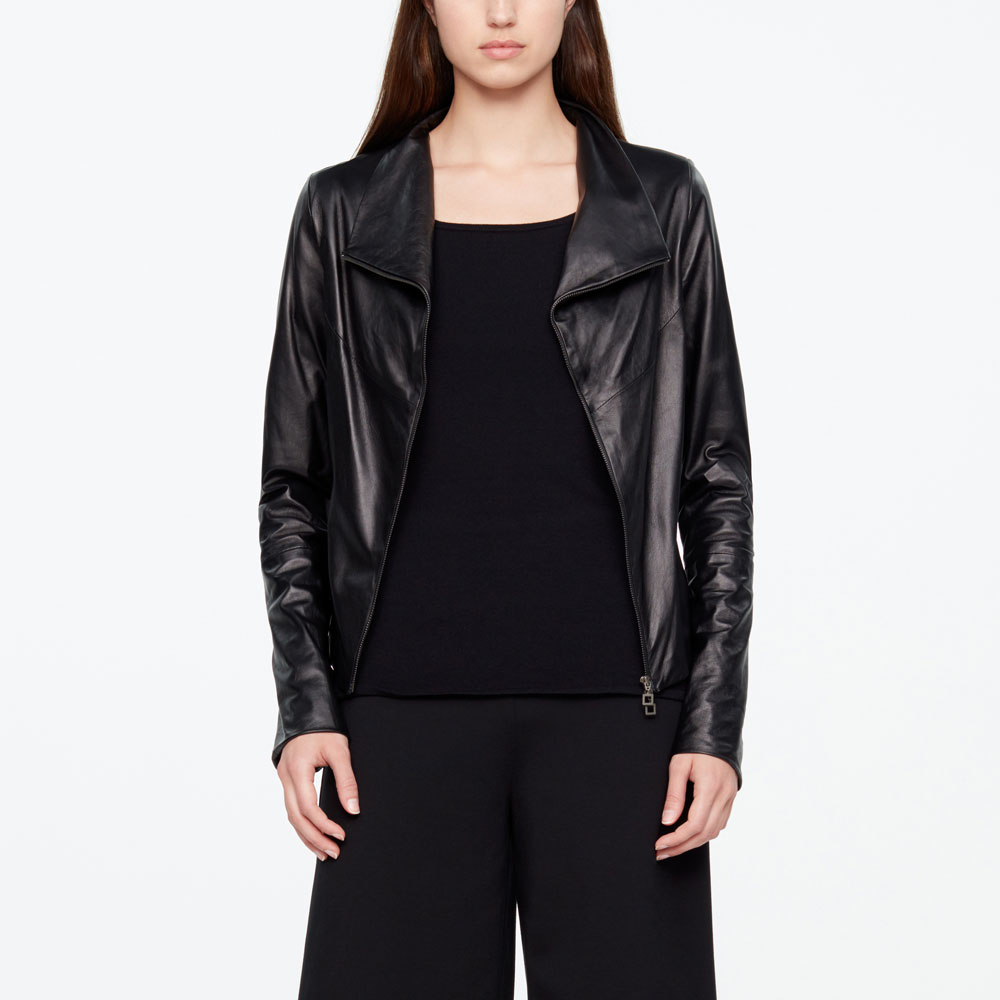 Sarah Pacini VESTE EN CUIR - COL BÉNITIER De face