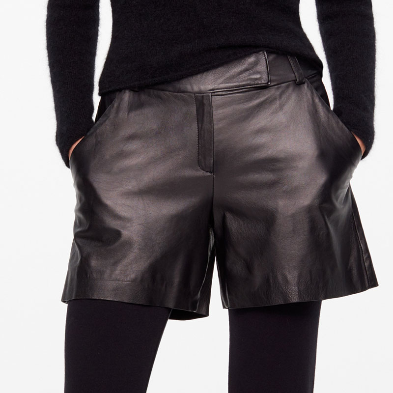 Sarah Pacini SHORTS - CUIR SOUPLE De face