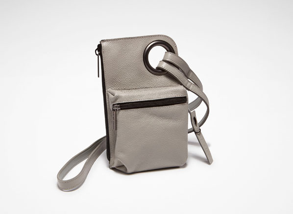 Light postman bag, textured leather by Sarah Pacini