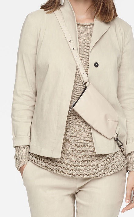 Sarah Pacini Pull long en lin, détails crochet Look