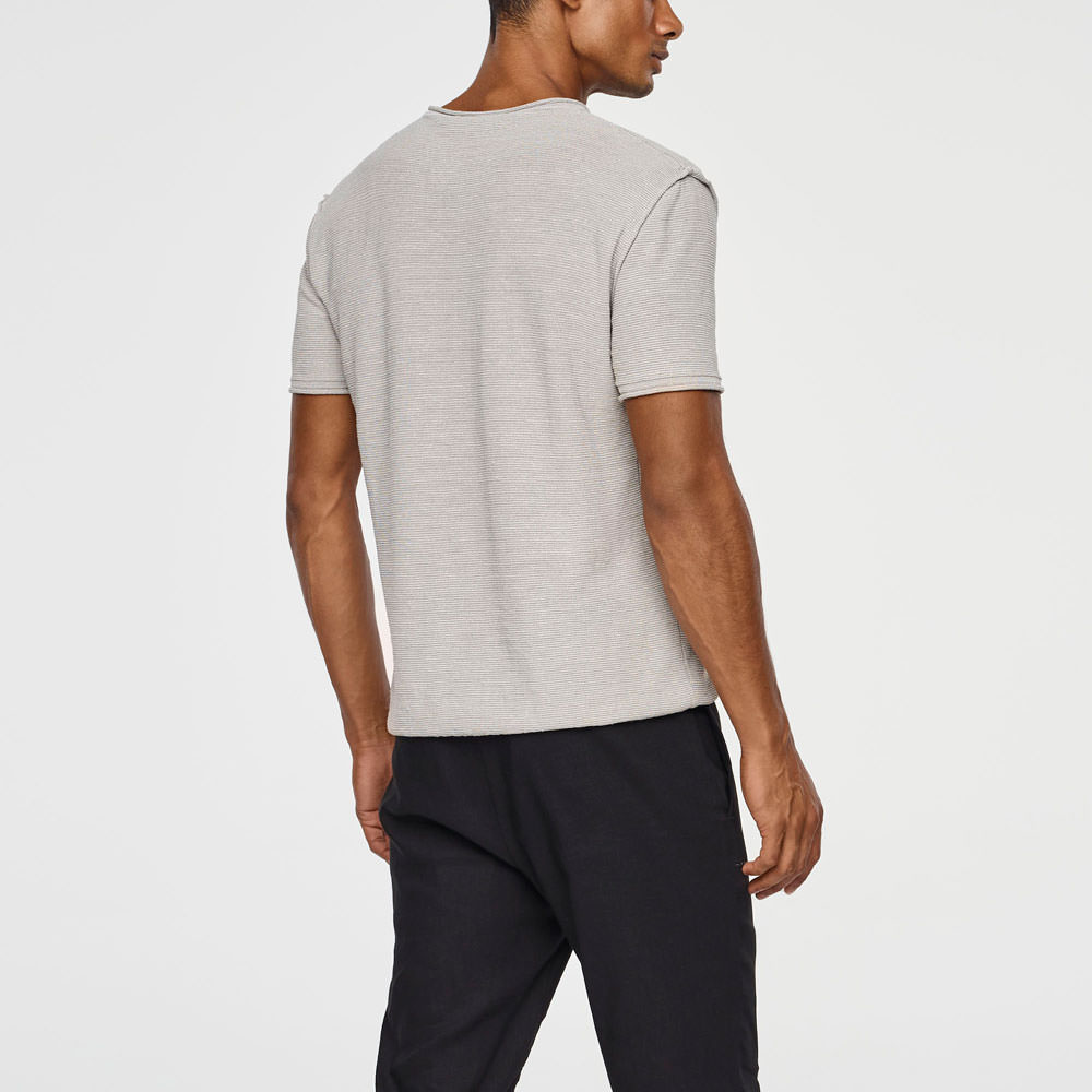 Sarah Pacini LIGHT MERINO SWEATER - SHORT SLEEVES Back view