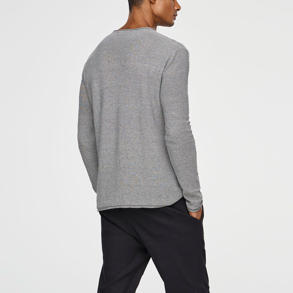 Sarah Pacini LEICHTER LEINEN PULLOVER Rück