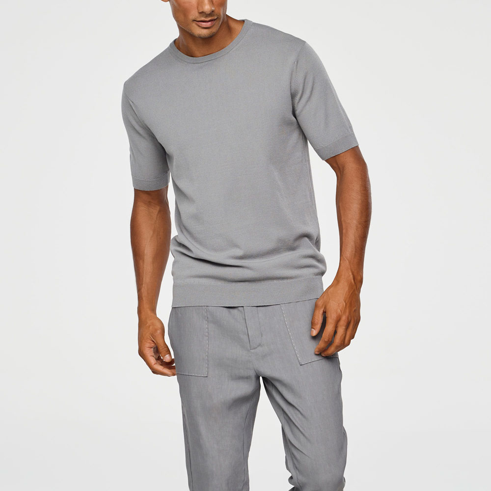 Sarah Pacini LEICHTER PULLOVER – KURZARM Gemischt