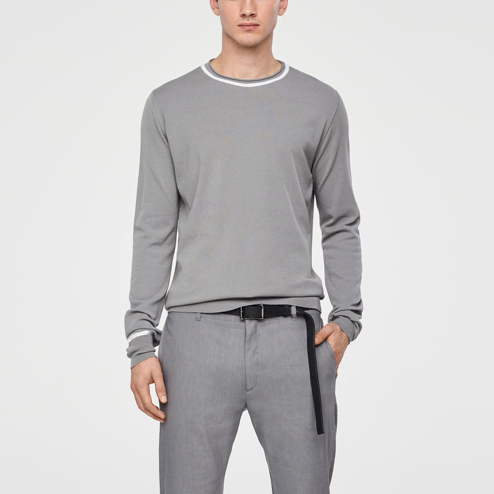 Sarah Pacini PULLOVER – STREIFENDETAILS Vorne