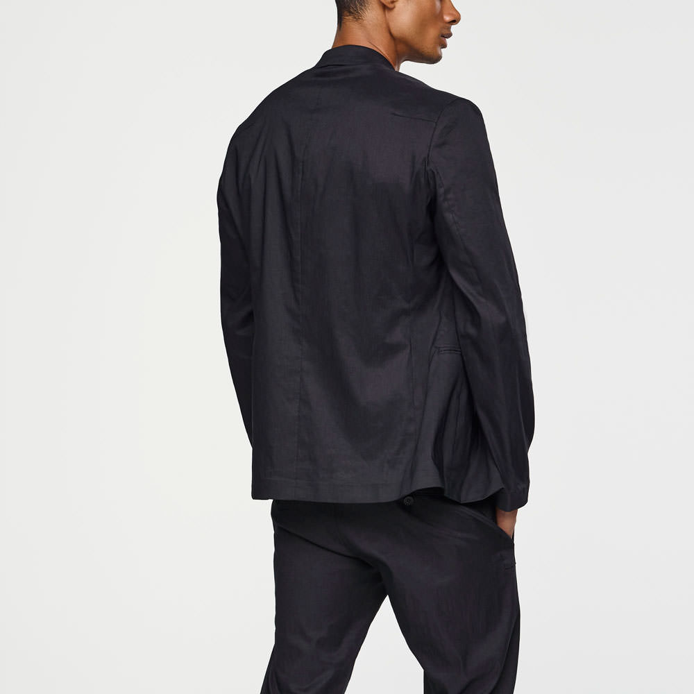 Sarah Pacini STRETCH-LINEN JACKET Back view