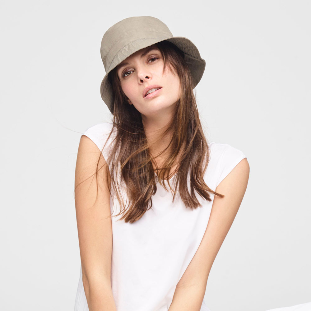 Sarah Pacini BOB EN LIN STRETCH De face
