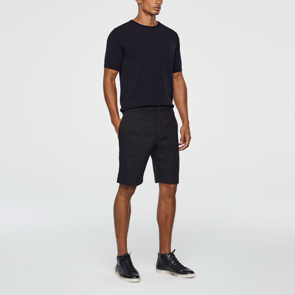 Sarah Pacini BERMUDASHORTS Vorne