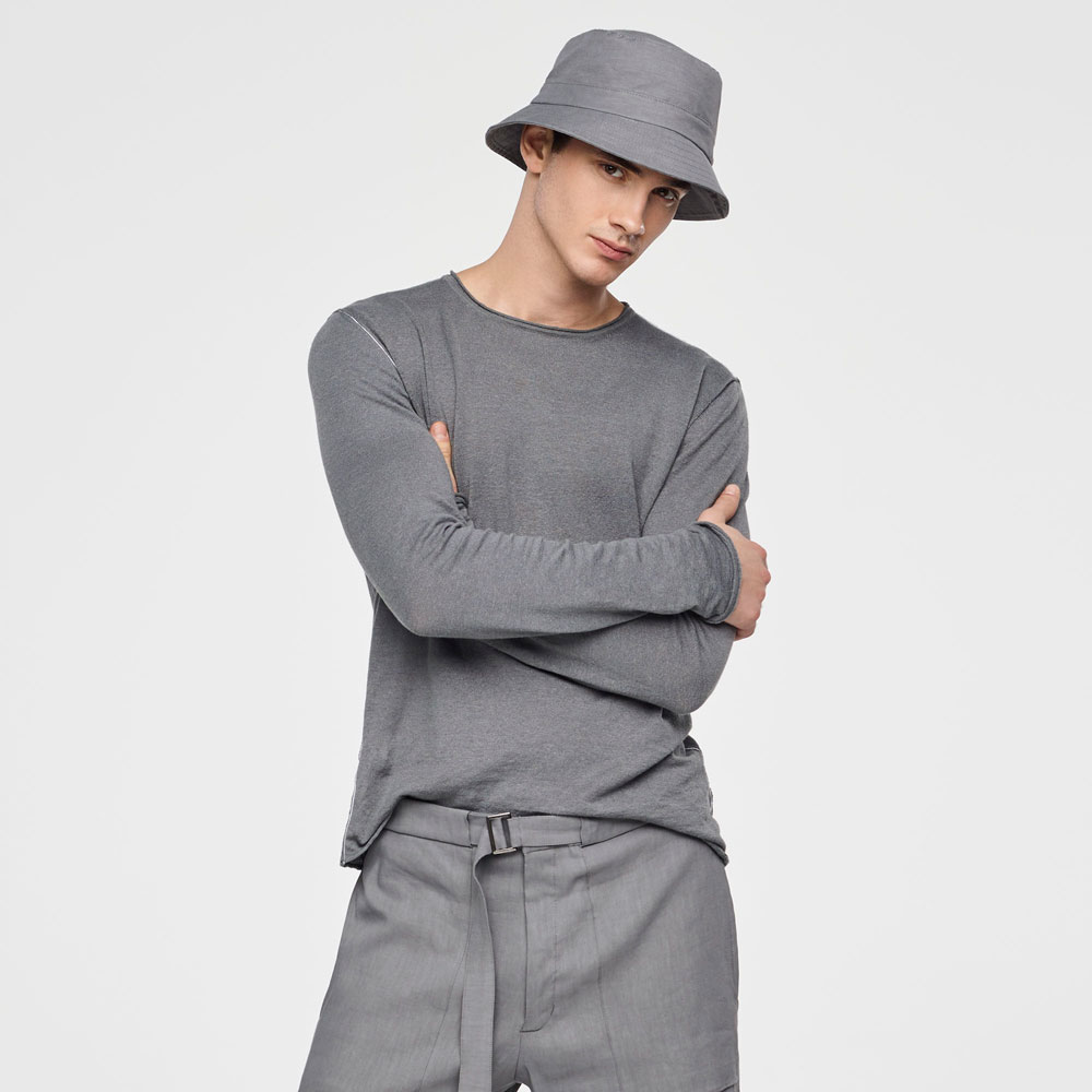 grey bucket hat