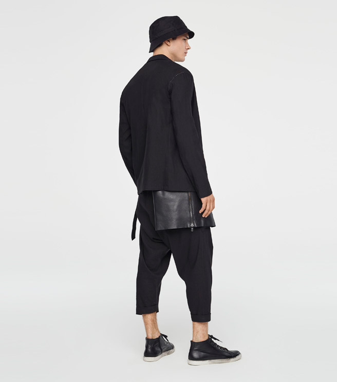 P19_LOOK001