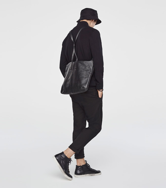 P19_LOOK003