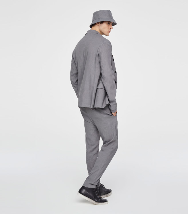 P19_LOOK010