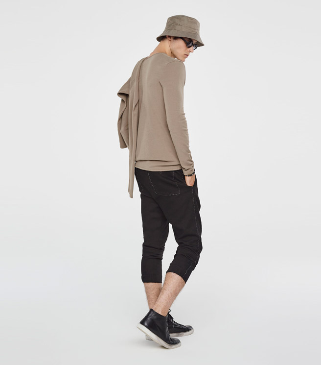 P19_LOOK044