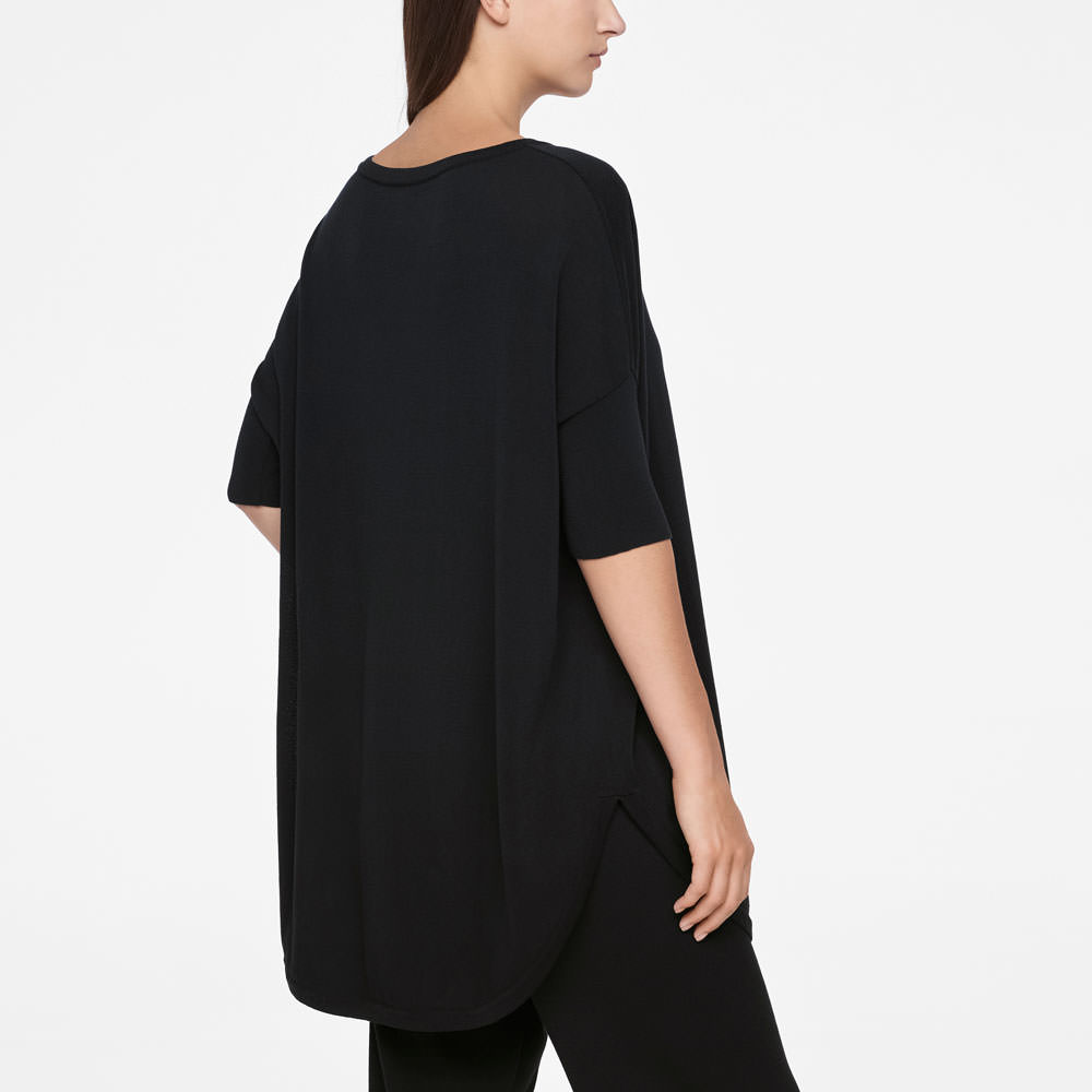 Sarah Pacini PULL STYLE URBAIN Derrière